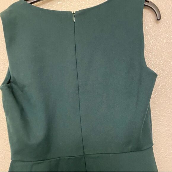 Lulu's Hello World Dress Kelly emerald Green Midi romantic Sleeveless V-Neck M - Picture 6 of 10